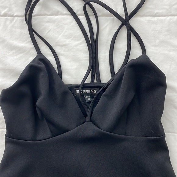 NWT Express Women’s Black Criss Cross Tank Top w/ Side Zipper- Size XS - Picture 5 of 8